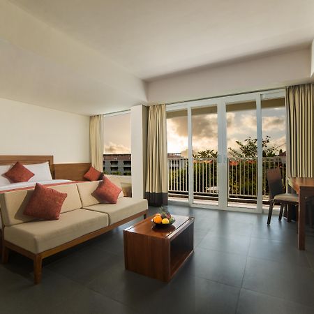Paragon Hotel Seminyak Buitenkant foto