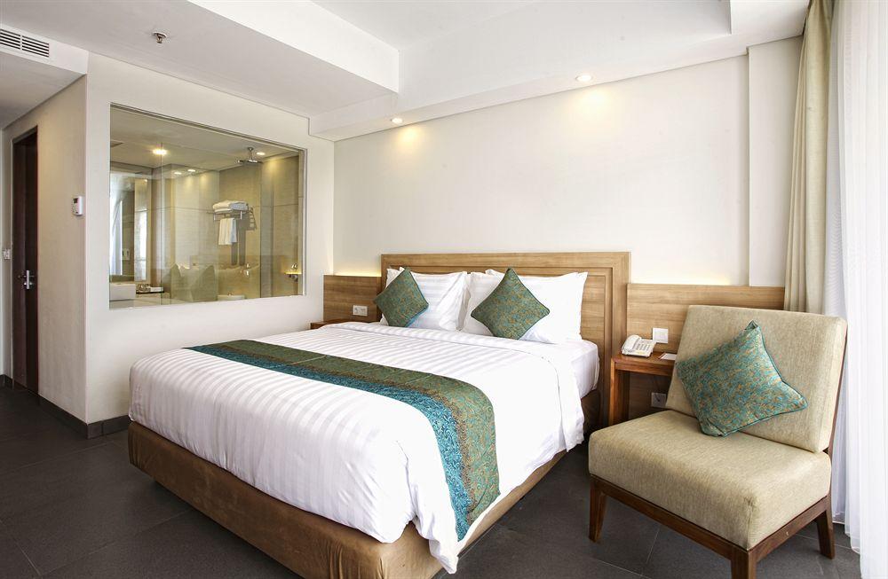 Paragon Hotel Seminyak Buitenkant foto