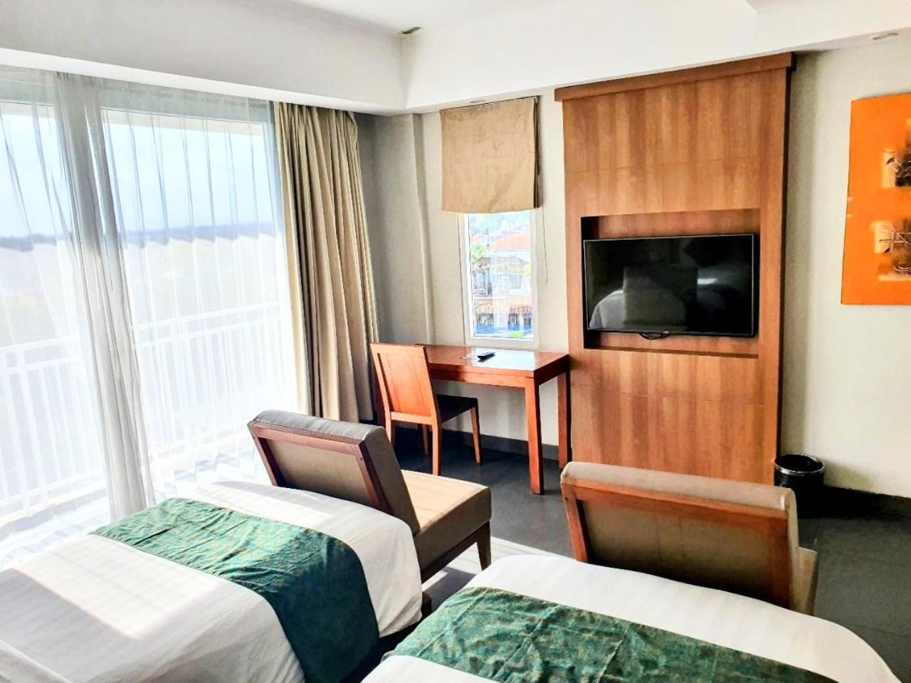 Paragon Hotel Seminyak Buitenkant foto