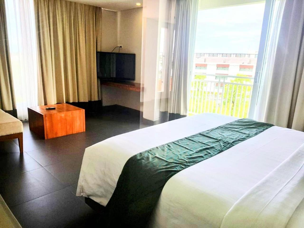 Paragon Hotel Seminyak Buitenkant foto