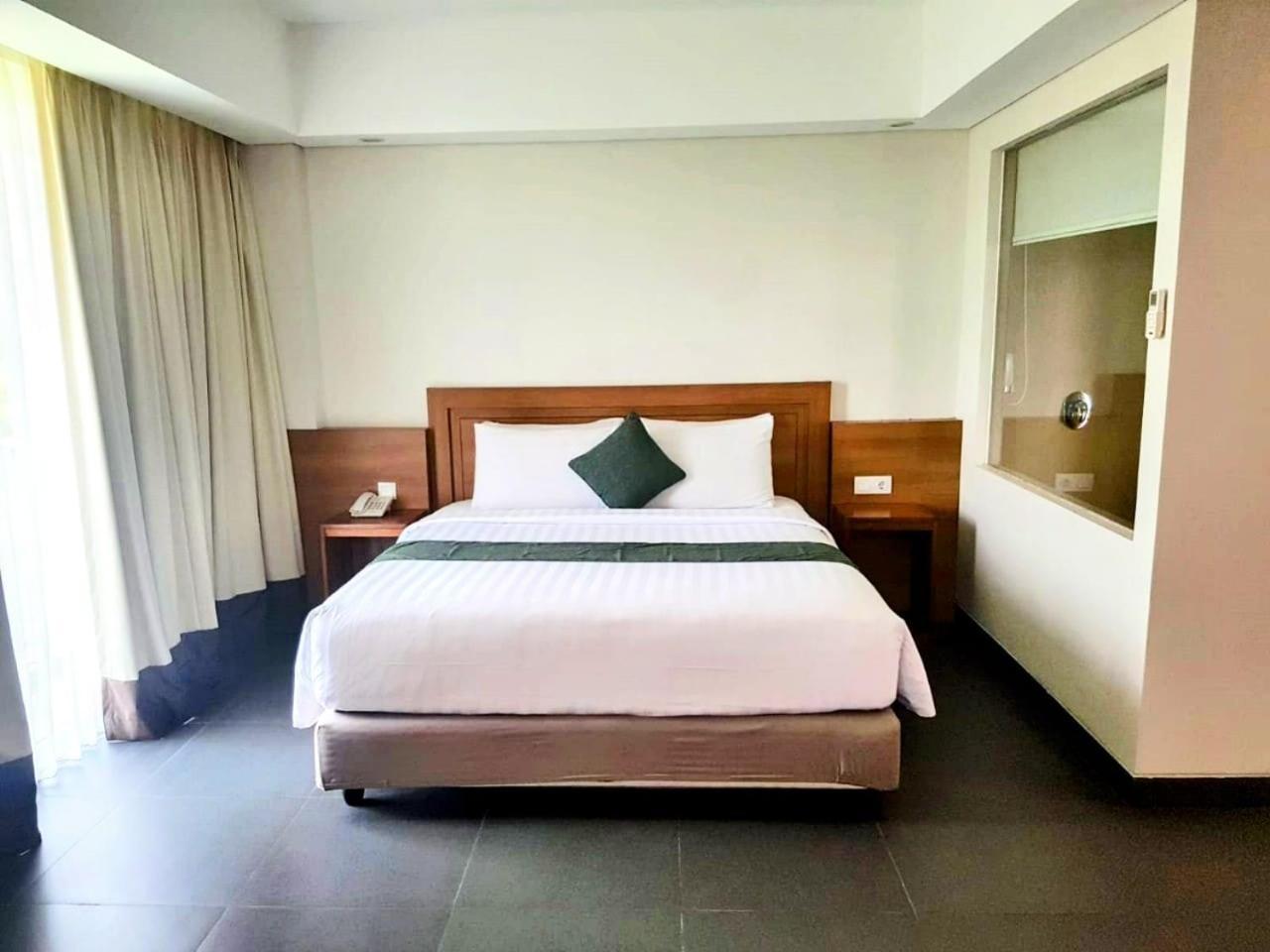 Paragon Hotel Seminyak Buitenkant foto