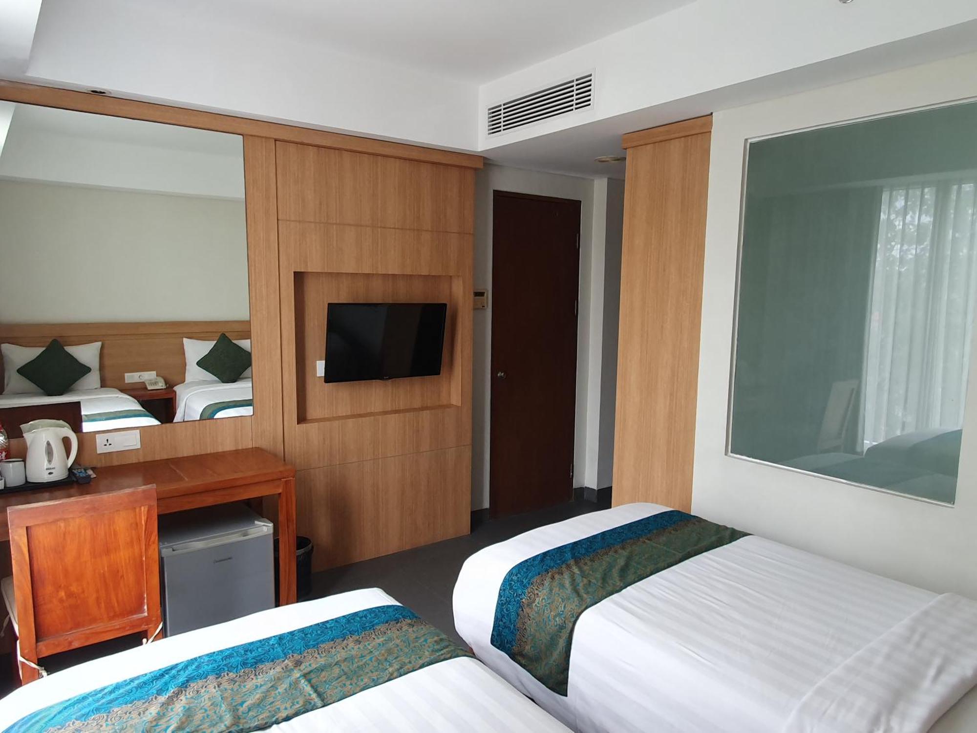 Paragon Hotel Seminyak Buitenkant foto